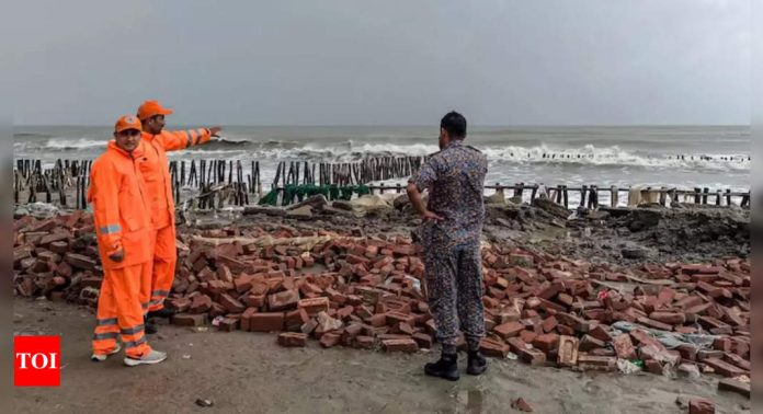 Mamata Banerjee Confirms One Death in West Bengal Due to Cyclone Dana | India News