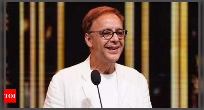 Vidhu Vinod Chopra recalls the dark chapter of his life when he was writing 'Khamoshi': 'I was supposed to kill myself' |