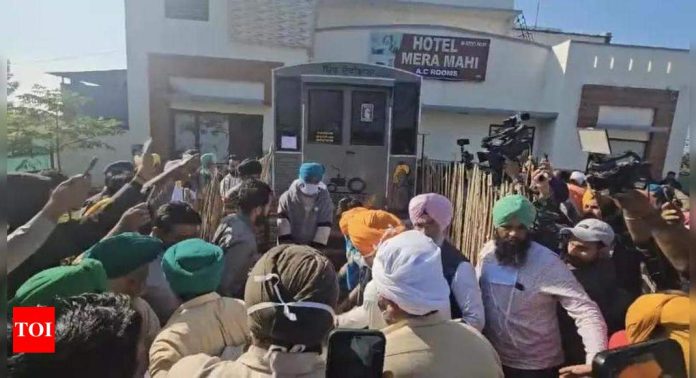 Dallewal moved to ‘cabin’ with more amenities | India News