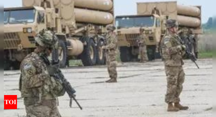 Trump escalates crackdown on immigration : 1,500 additional troops to be deployed to US-Mexico border