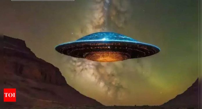 Do Aliens Exist: UFOs underwater? Congressman Burchett says massive craft spotted beneath the waves |