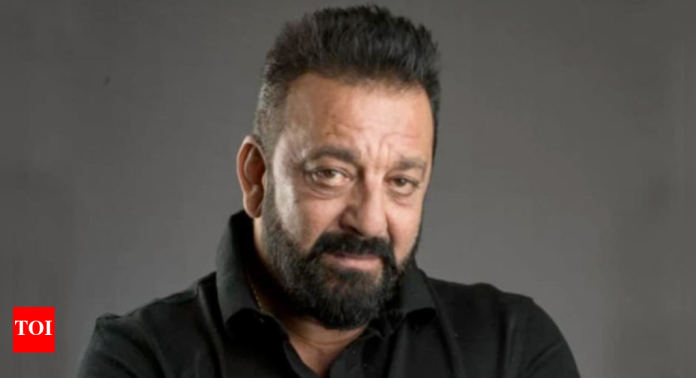 Sanjay Dutt admits the film industry is DIVIDED, requests to be together as a family again: 'Dukh hota hai ki...' | Hindi Movie News