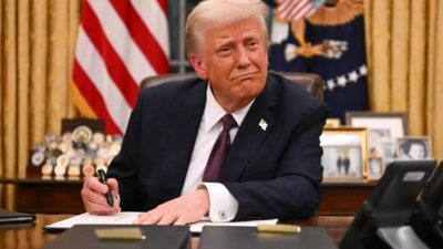 What recent polls say about Donald Trump's approval ratings