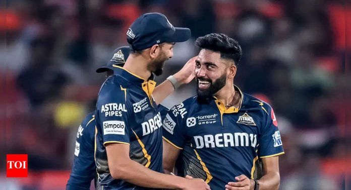 Caught on camera! Ashish Nehra's 'secret signals' to Mohammed Siraj and Prasidh Krishna - WATCH | Cricket News