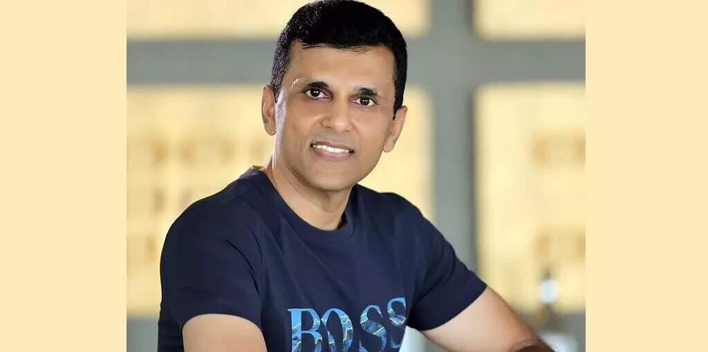 Anand-Pandit-all-set-to-start-a-vaccination-centre-1024x509.