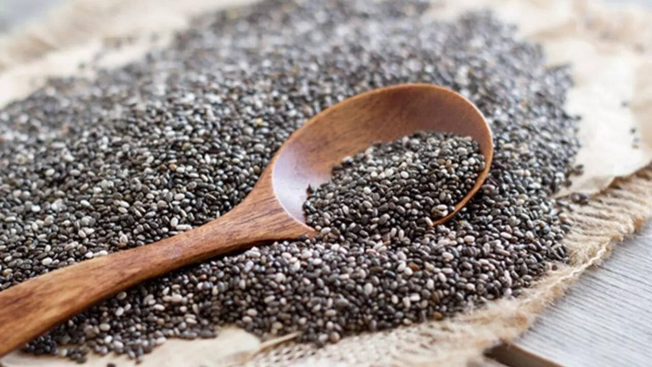 The pocket-sized powerhouse packs a punch when it comes to delivering your daily magnesium needs. Tiny but mighty, chia seeds deliver substantial magnesium relative to their size — one ounce (about 28 g) of chia provides about 111 mg of magnesium — making them a smart addition for those wanting plant-based mineral sources. They also bring fiber and omega-3s to the table.How to consume: Soak 1–2 tablespoons of chia seeds in milk or plant milk overnight to make chia pudding. You can mix into smoothie bowls or stir into oatmeal for daily consumption. Soaking helps improve digestibility and mineral uptake. Chia seeds