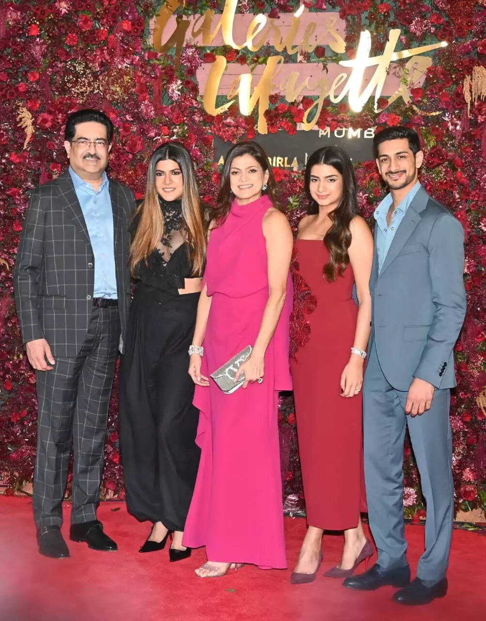 c48bbfca-3f8a-49f6-93bf-0df85e5184cc