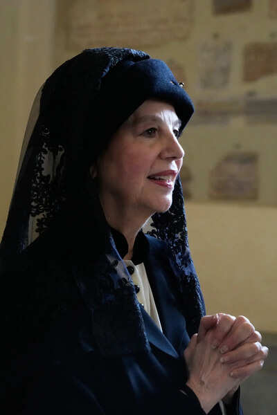 <p>Actress Stefania Sandrelli leaves at the end of an audience of Pope Leo XIV with actors and directors from the cinema, at the Vatican, Saturday, Nov. 15, 2025. (AP Photo/Gregorio Borgia)</p> Spike Lee, Cate Blanchett, Greta Gerwig join Pope Leo XIV to celebrate cinema; calls for Hollywood to include marginal voices