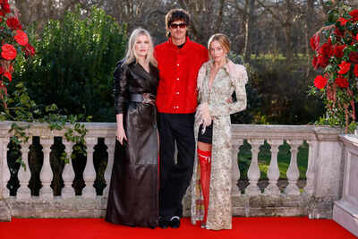 'Wuthering Heights' makes No. 1 box office debut; Margot Robbie and Jacob Elordi starrer scores USD 82 million global haul