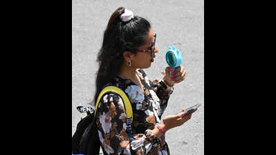 Warm spell grips Uttarakhand as mercury edges above normal