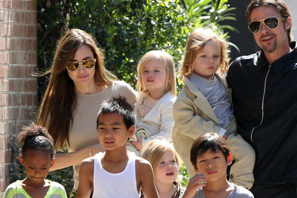 Angelina Jolie and Brad Pitt with their Kids